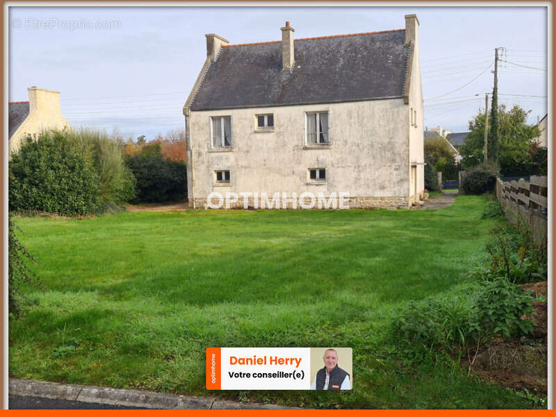 Maison à PLOUZEVEDE