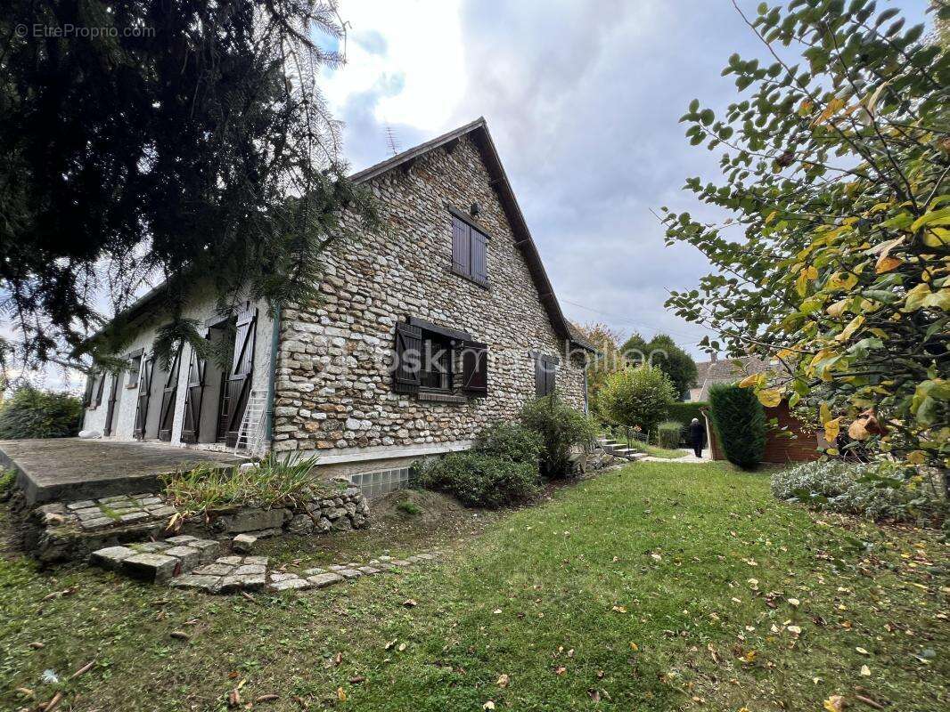 Maison à ORGERUS