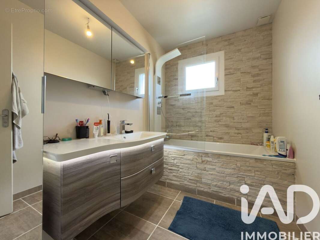 Photo 3 - Maison à AULNAT