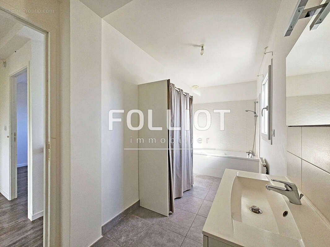 Maison à DOUVRES-LA-DELIVRANDE