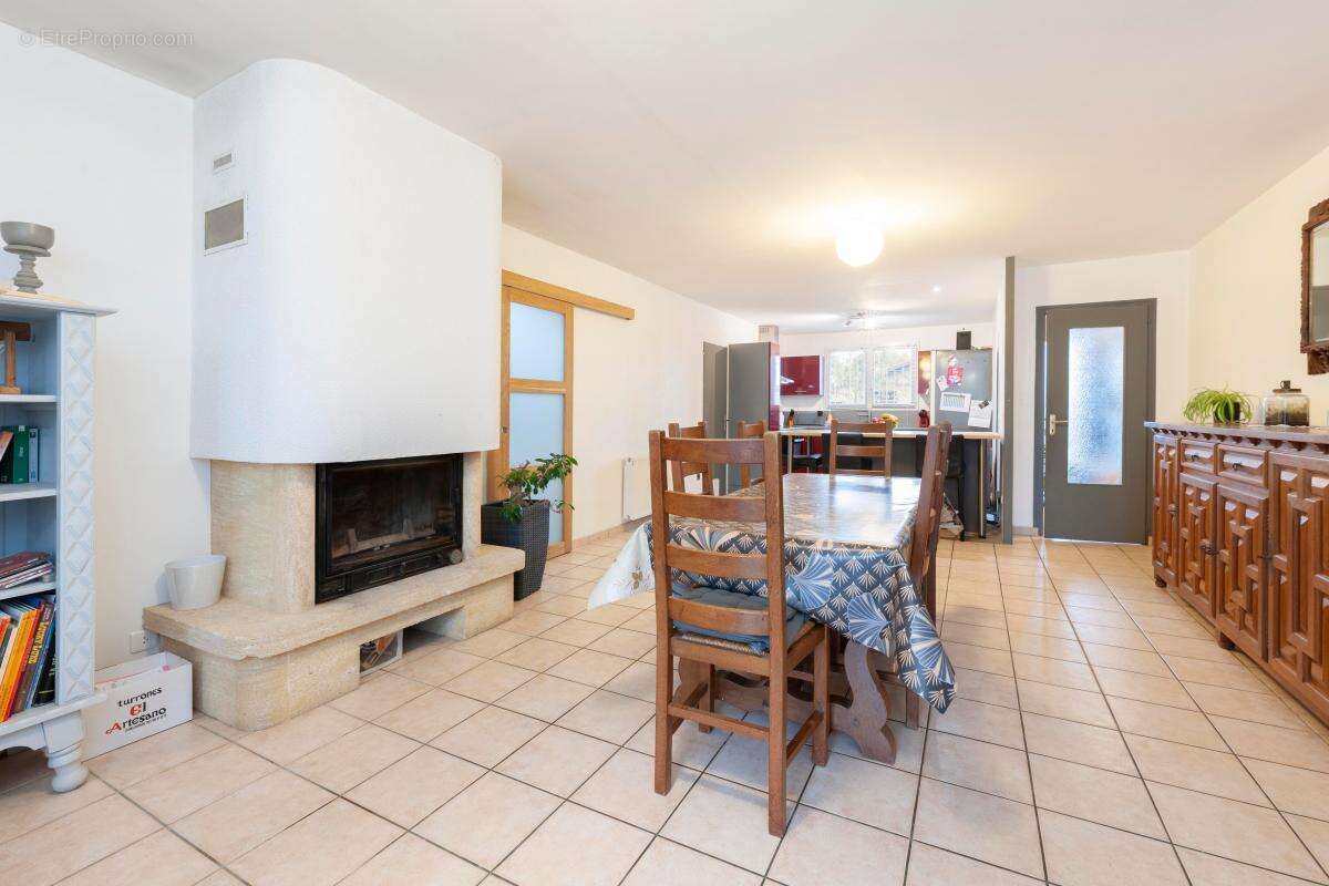 Maison à SAINT-PERDON