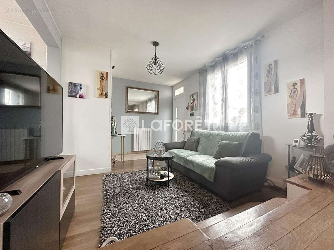 Maison à JUVISY-SUR-ORGE