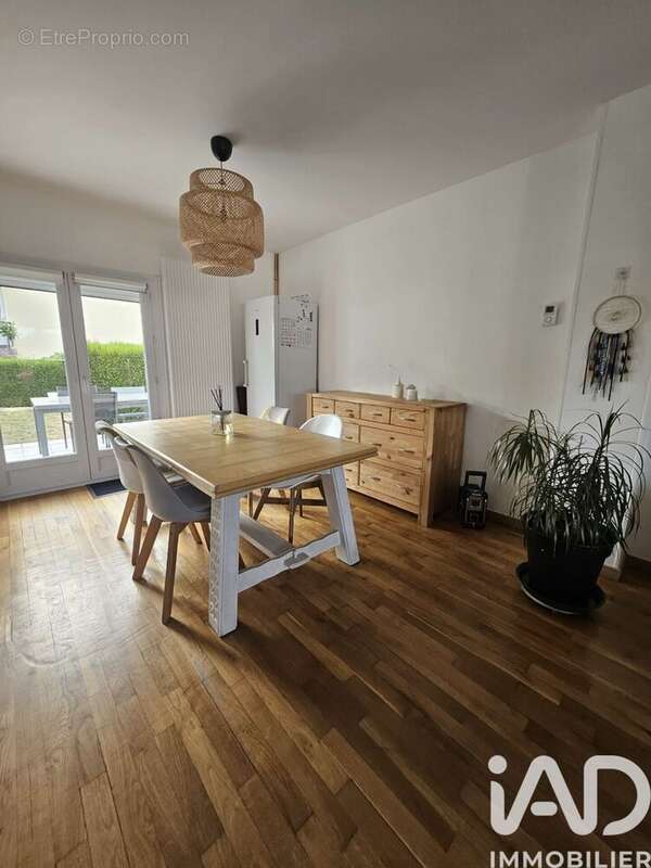 Photo 3 - Maison à SAINT-ETIENNE-DU-ROUVRAY