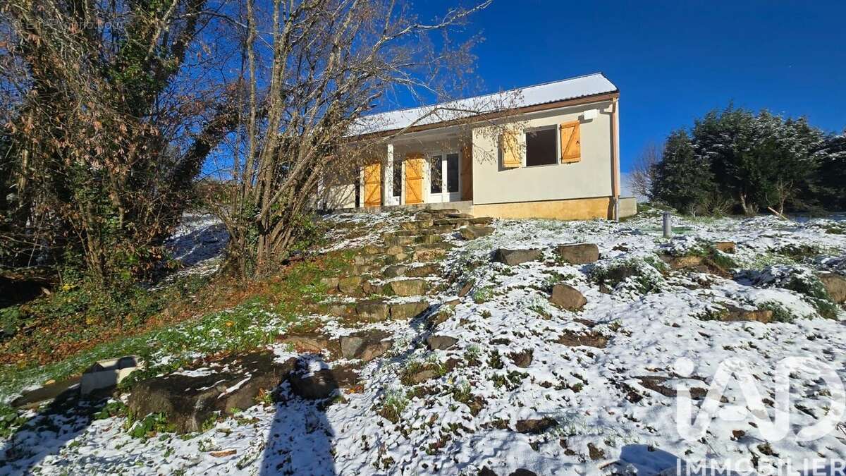 Photo 9 - Maison à CHARBONNIERES-LES-VARENNES