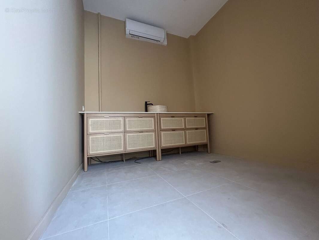 Commerce à VILLEURBANNE