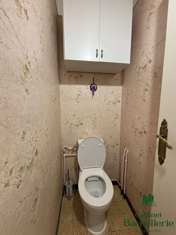 Appartement à MARSEILLE-4E