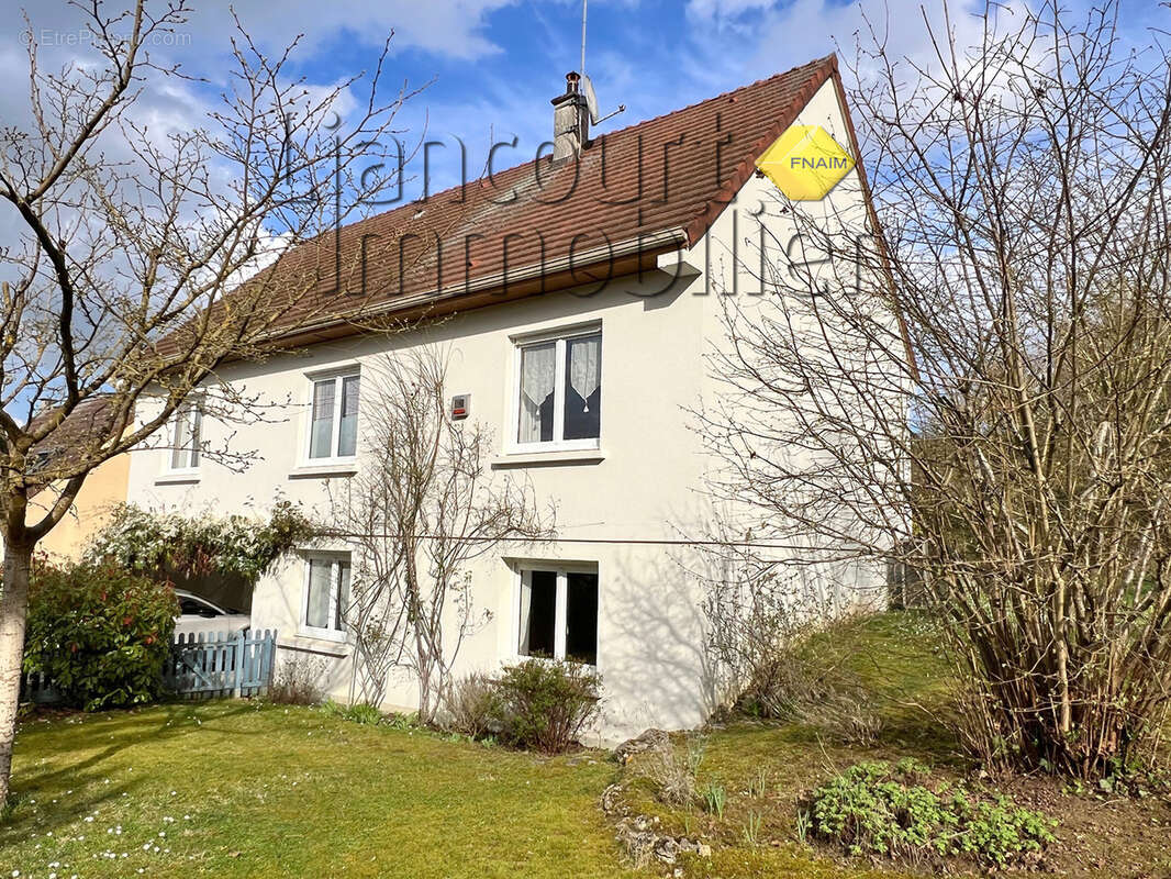 Maison à MONCHY-SAINT-ELOI