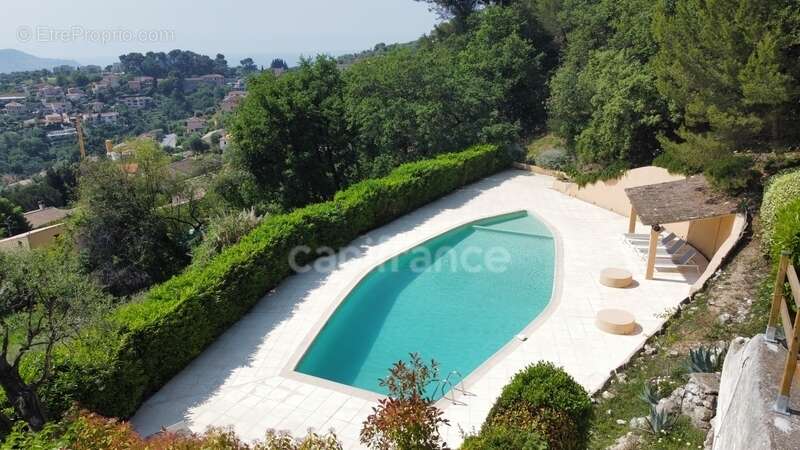 Appartement à FALICON