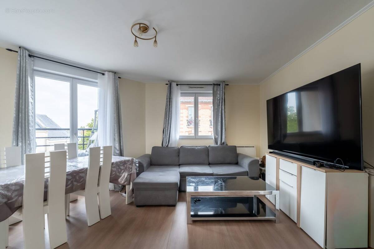 Appartement à BONDY