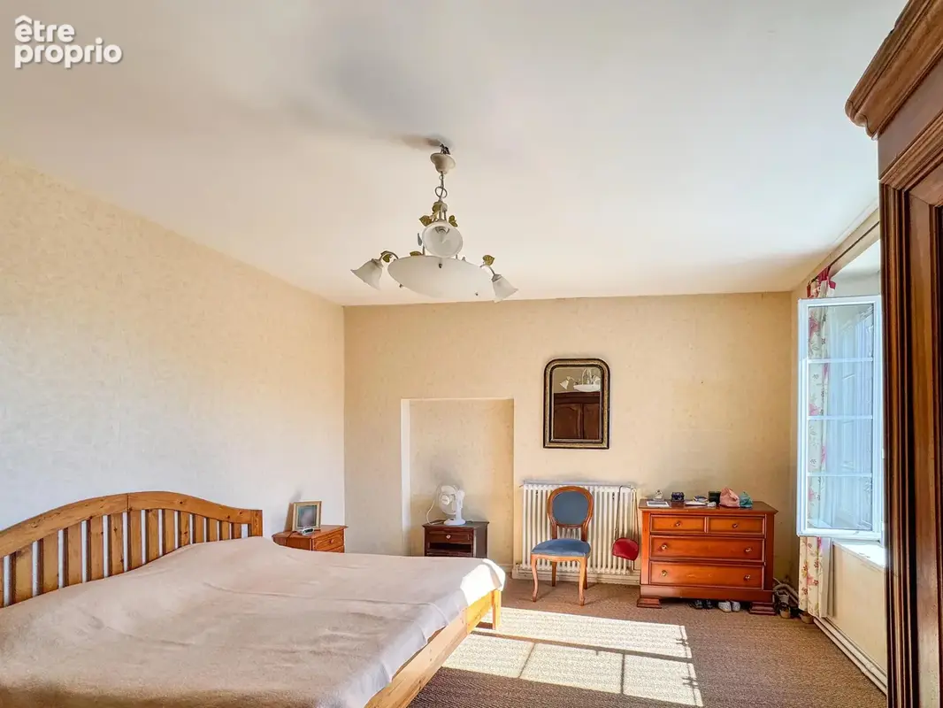 Ancienne propriété viticole avec dépendances, alambic et piscine - photo 13