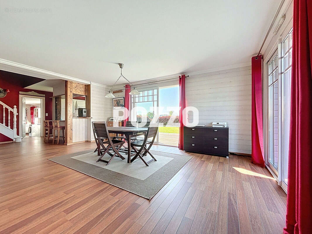 Maison à SAINT-PLANCHERS