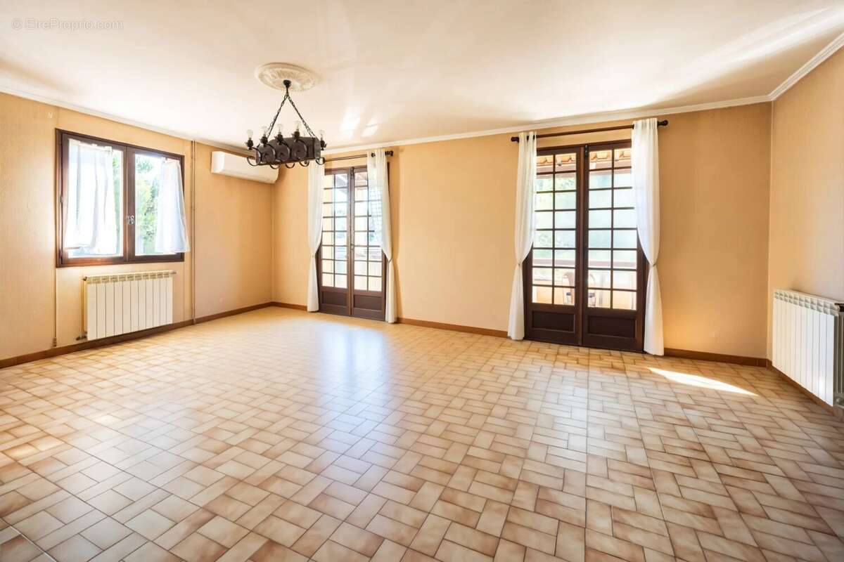 Maison à LES PENNES-MIRABEAU