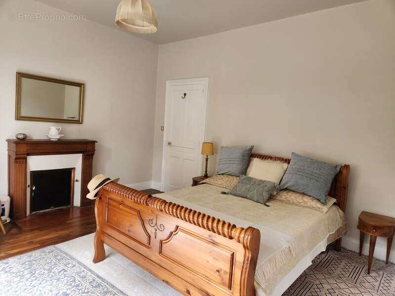 Très Belle maison de caractère  dans parc de 26900 m2 - photo 35