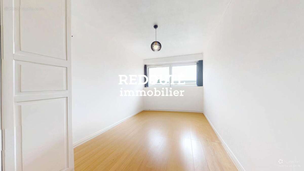 A vendre appartement t4 a tinqueux - balcon place de parking - photo 4