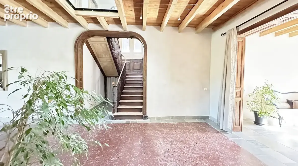 Maison de caractere du 18ème de type t9 de 235 m2 - photo 6