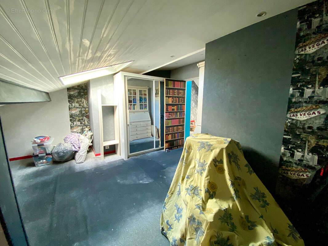 Maison à SARTROUVILLE