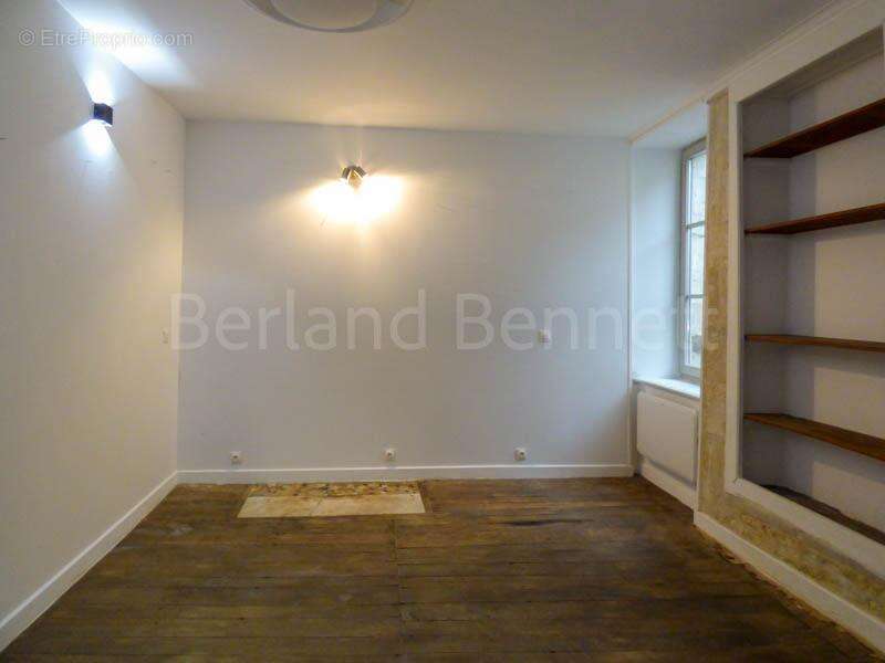 Maison à CHEF-BOUTONNE