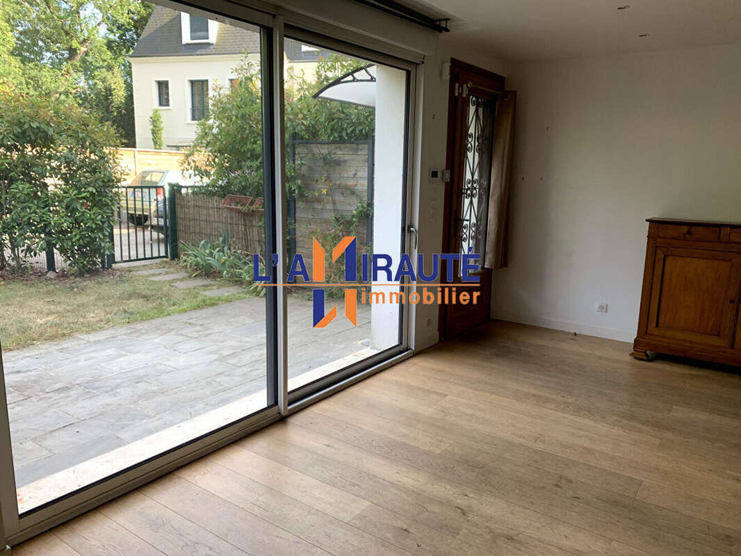 Maison à MAISONS-LAFFITTE