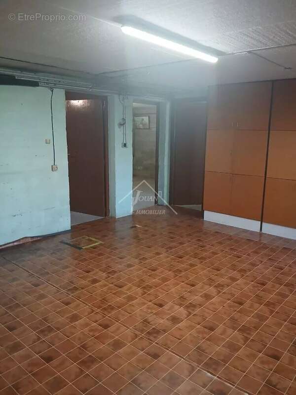 Maison à VARENNES-SUR-ALLIER