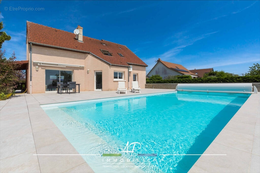 Maison à MARSANNAY-LE-BOIS