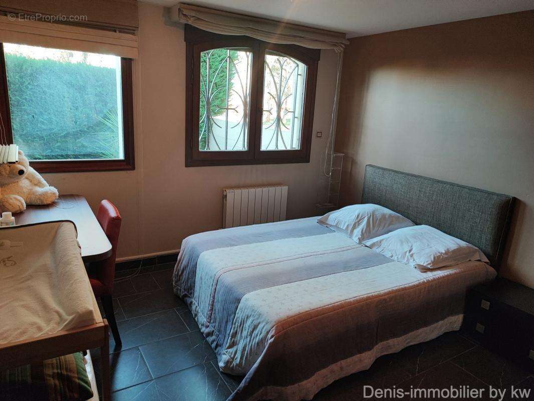 Maison à SAINT-CYPRIEN