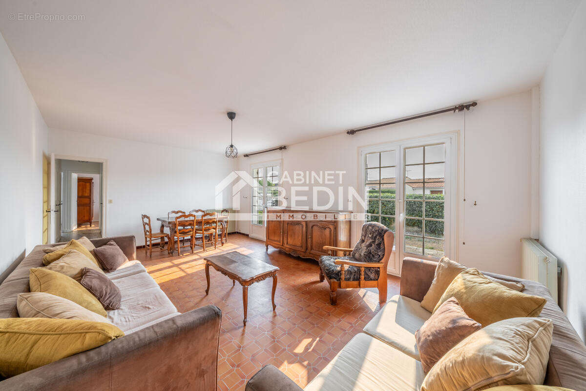 Maison à SAINT-MEDARD-EN-JALLES