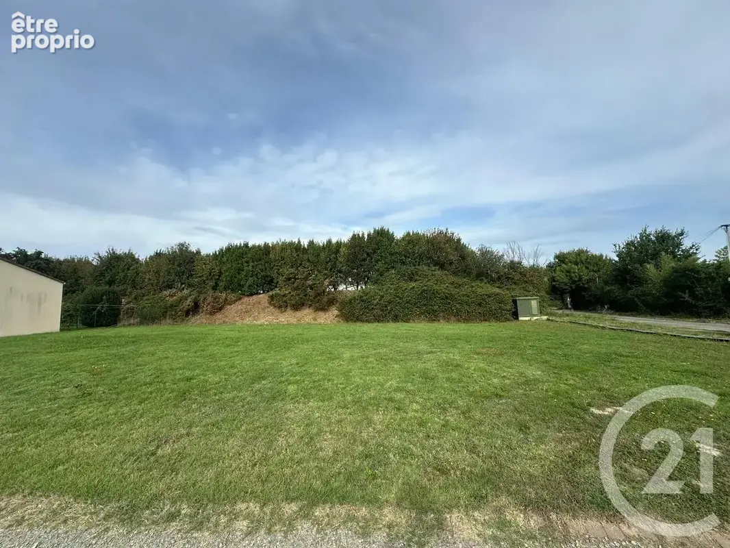 Terrain 560 m² à vendre à Pornic (44210) - photo 1