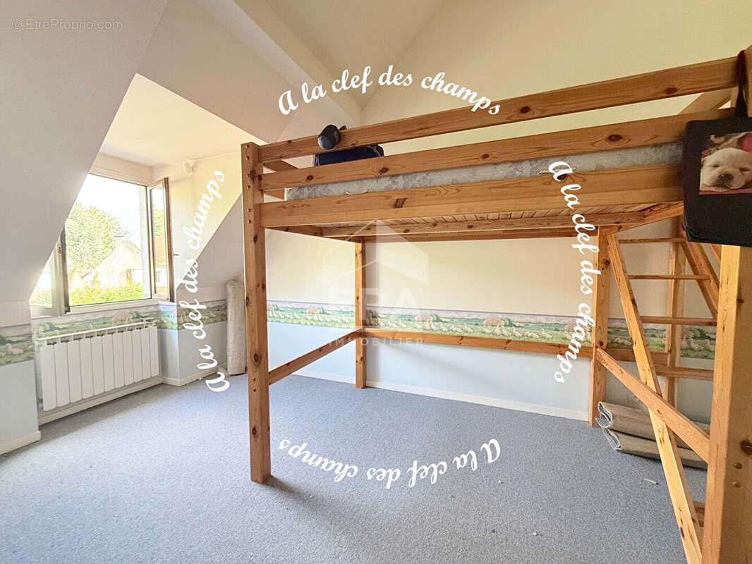 Maison à BURES-SUR-YVETTE