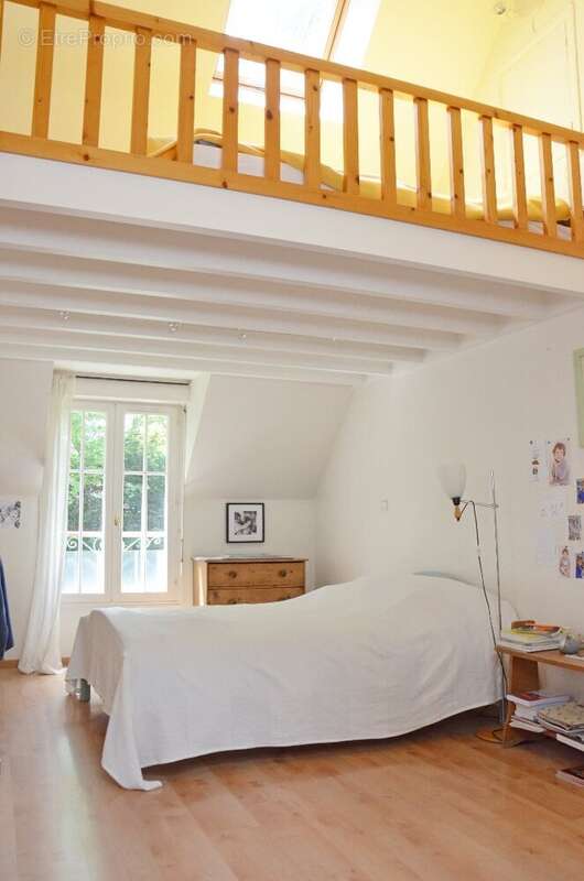 Maison à DAMPIERRE-EN-YVELINES