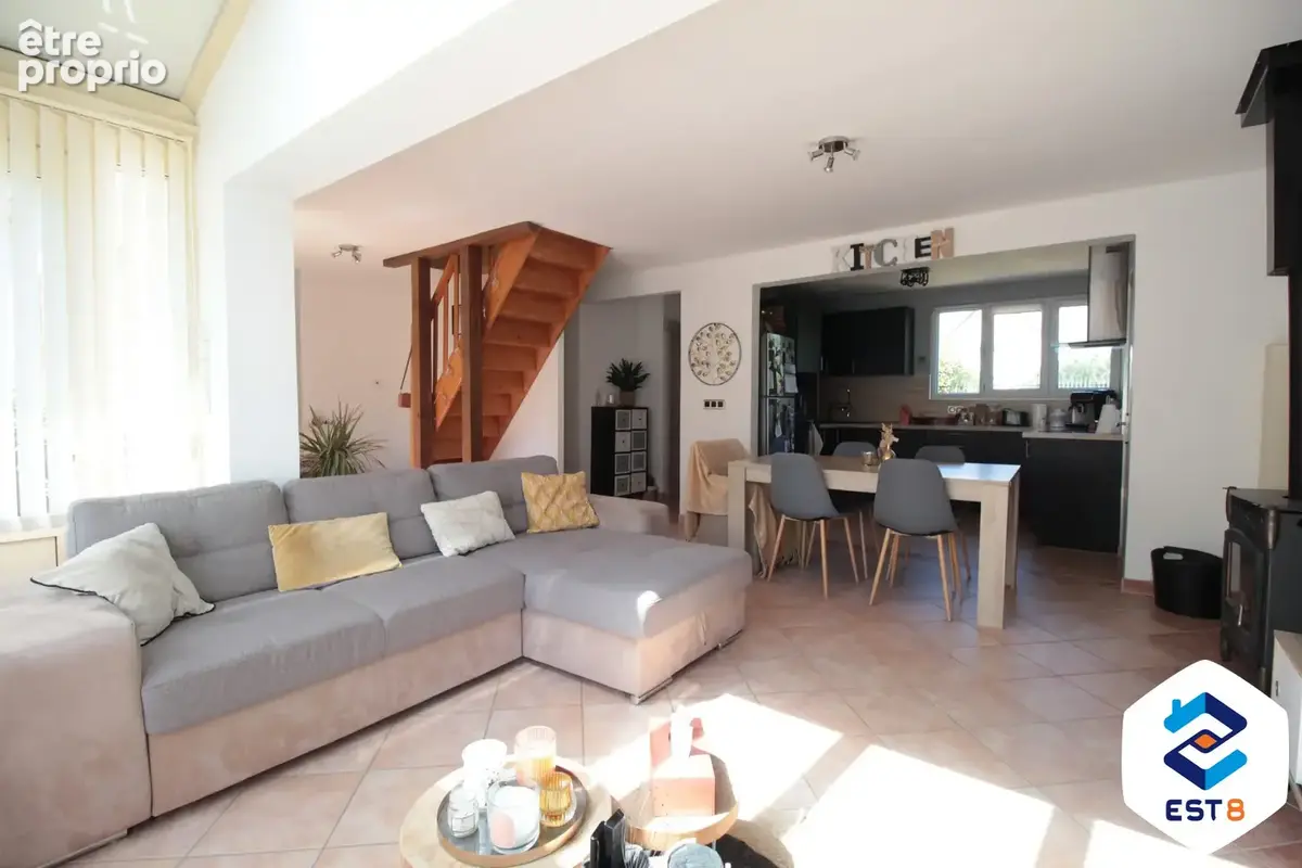 Maison 4 pièces 84 m² à vendre à Choisy-Au-Bac (60750) - photo 2