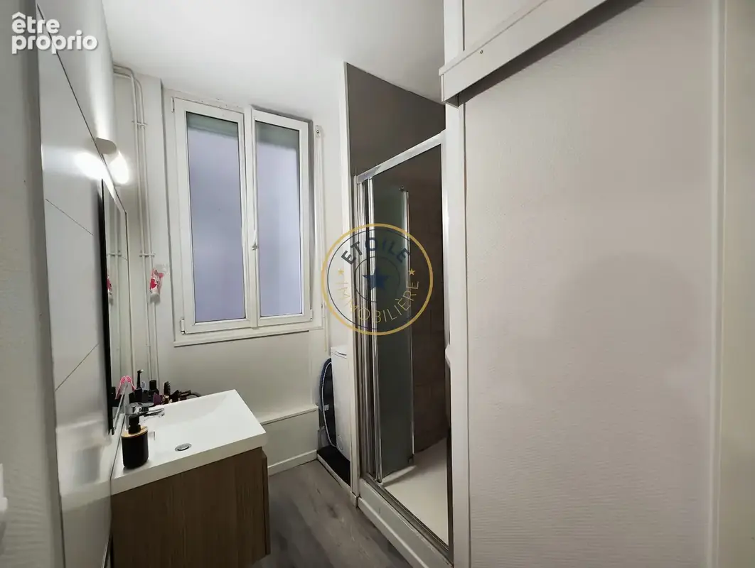 Investissement locatif - Appartement 2 chambres T3, 55m2, locataires en place - Angers Centre-Ville - photo 5