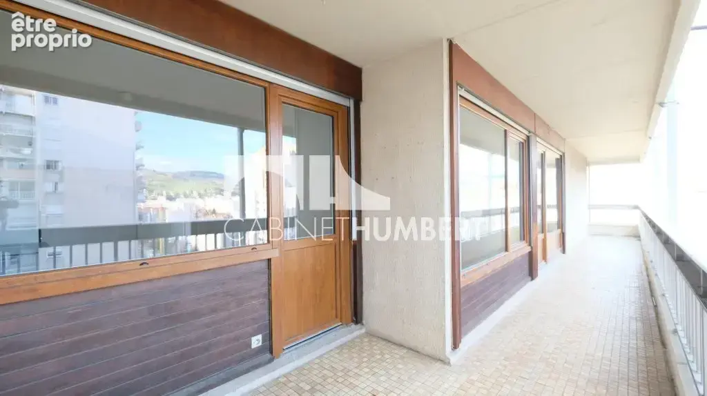 Appartement 91 m² à Saint-Etienne  - photo 5