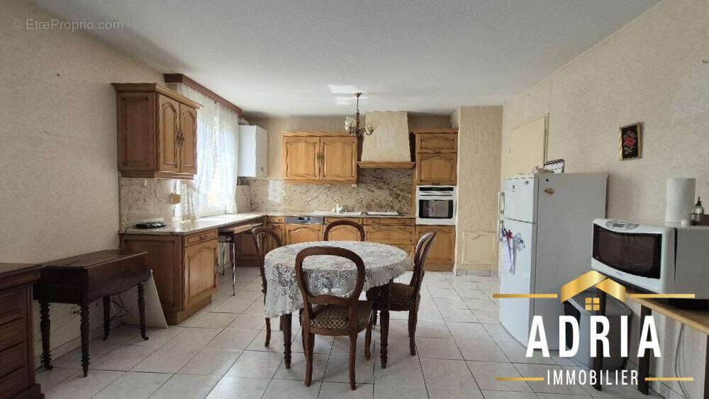Appartement à AMNEVILLE