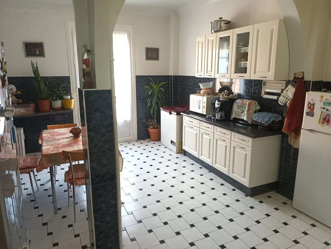 Appartement à MONTCEAU-LES-MINES