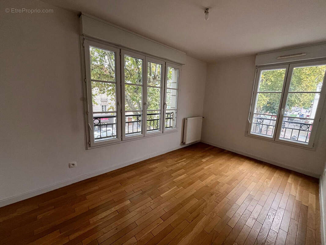 Appartement à CHAVILLE