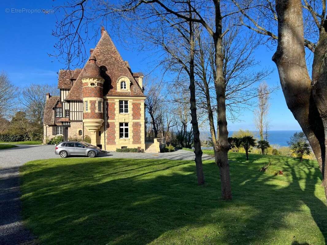 Maison à TROUVILLE-SUR-MER