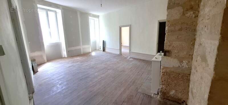 Appartement à MONTIGNAC
