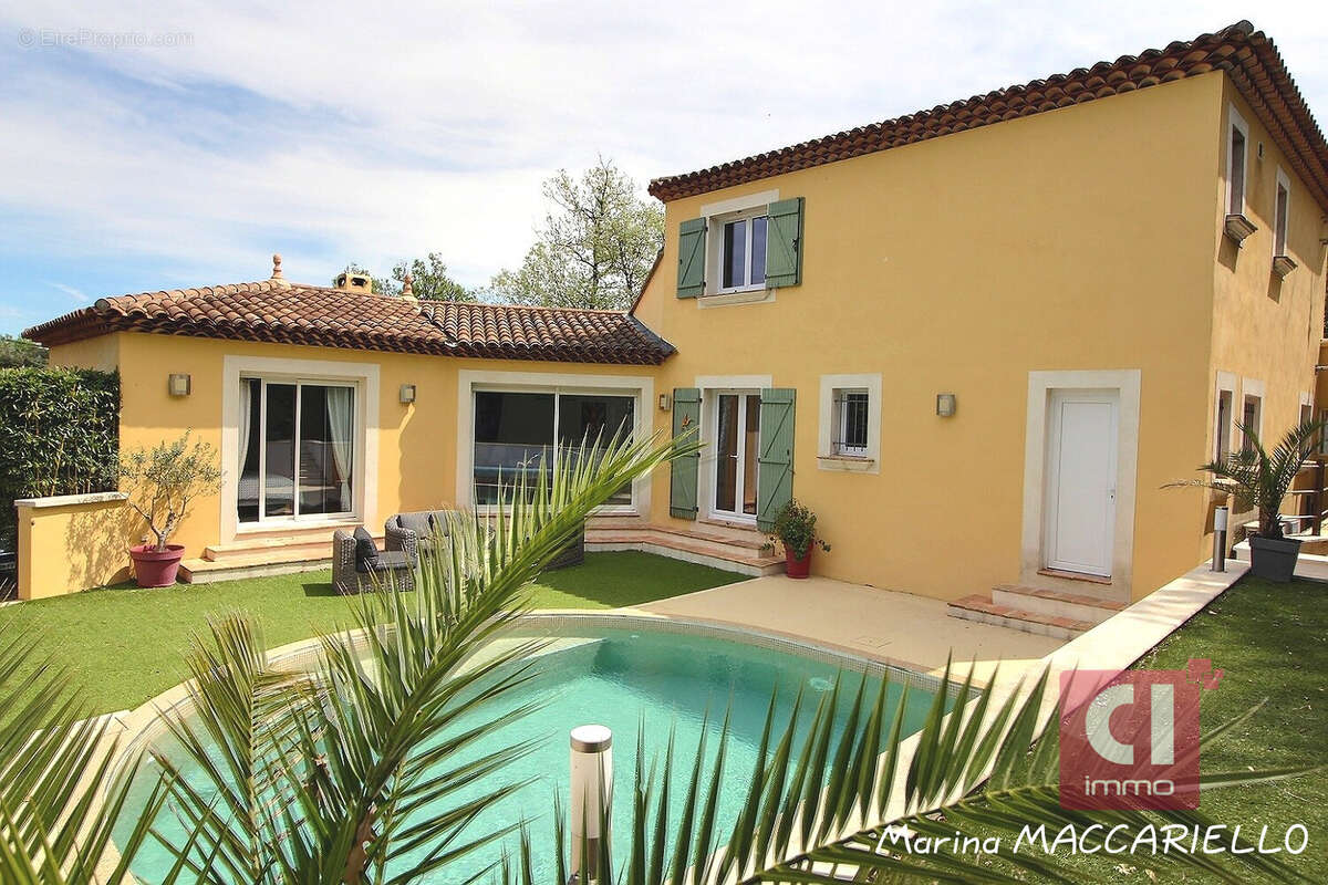 Maison à FORCALQUEIRET