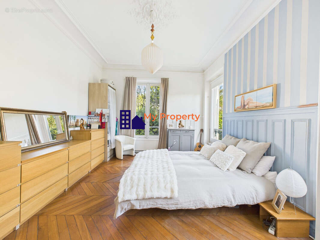 Appartement à HOUILLES