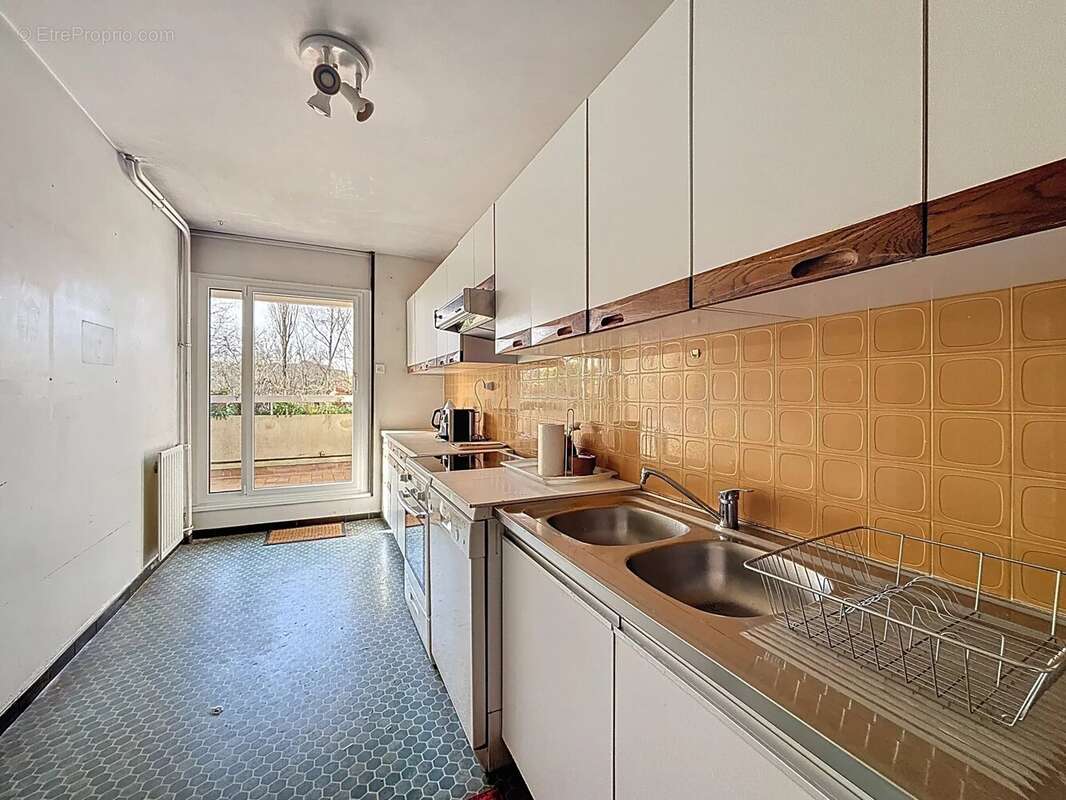 Appartement à ELANCOURT