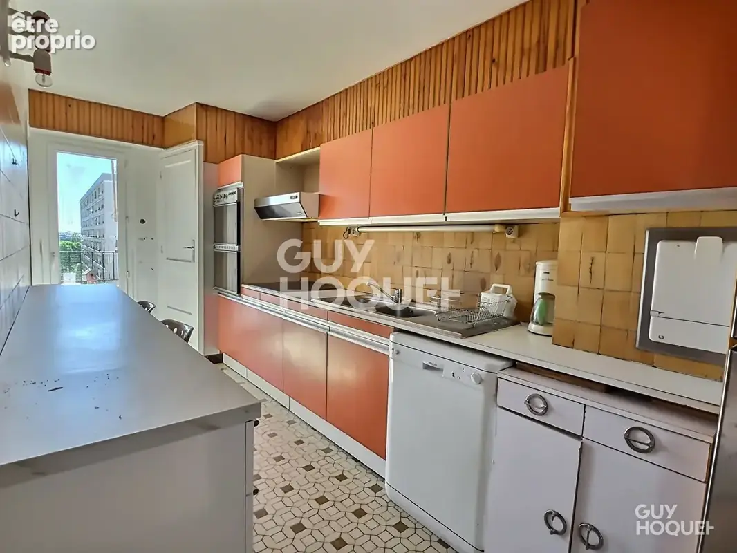 4 pièces + balcon + place de parking privée - photo 7