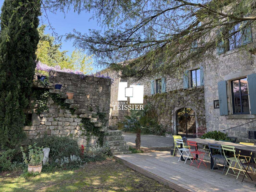 Maison à JOYEUSE