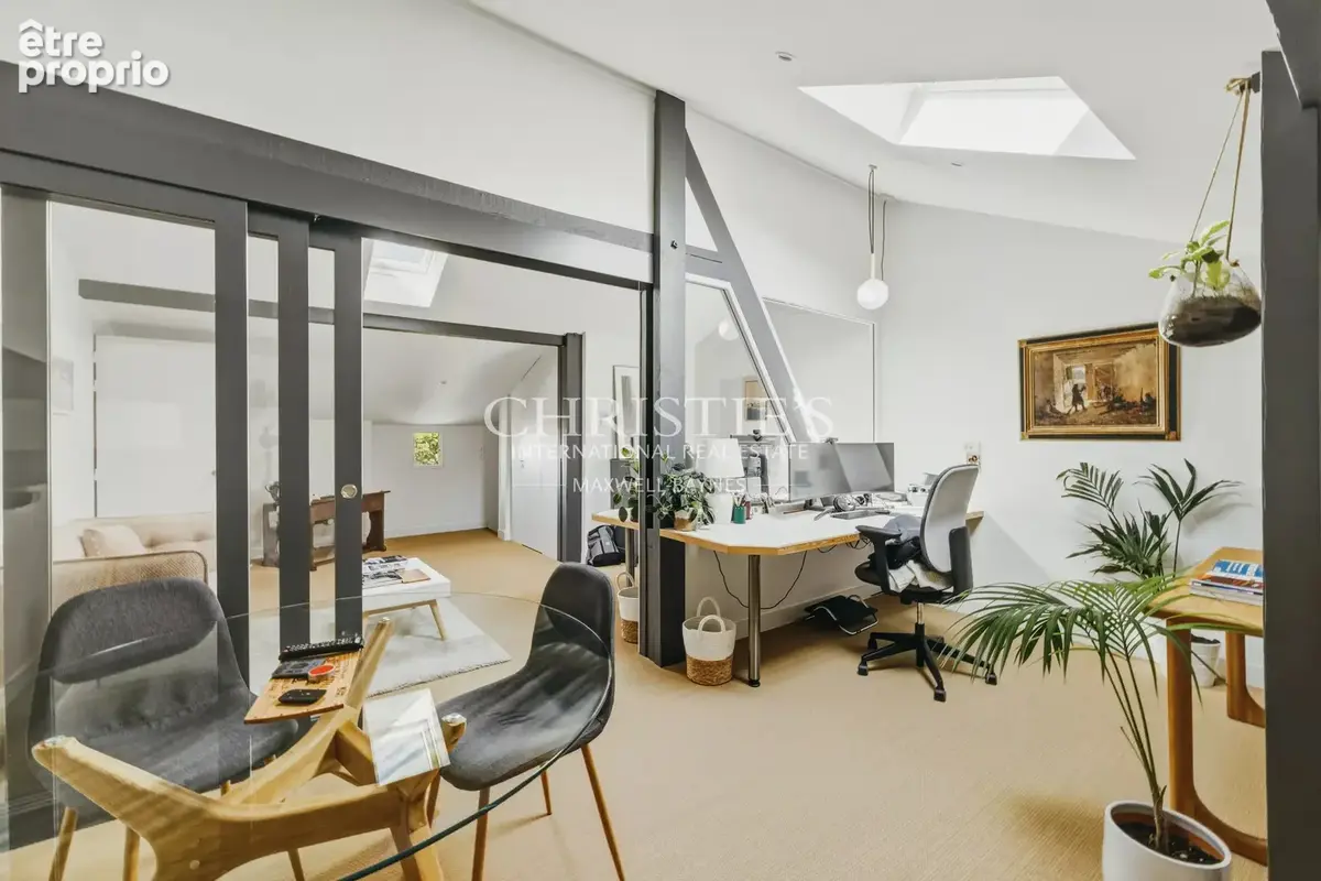 Maison de maître rénovée avec maison d'invités, piscine et garages - photo 16