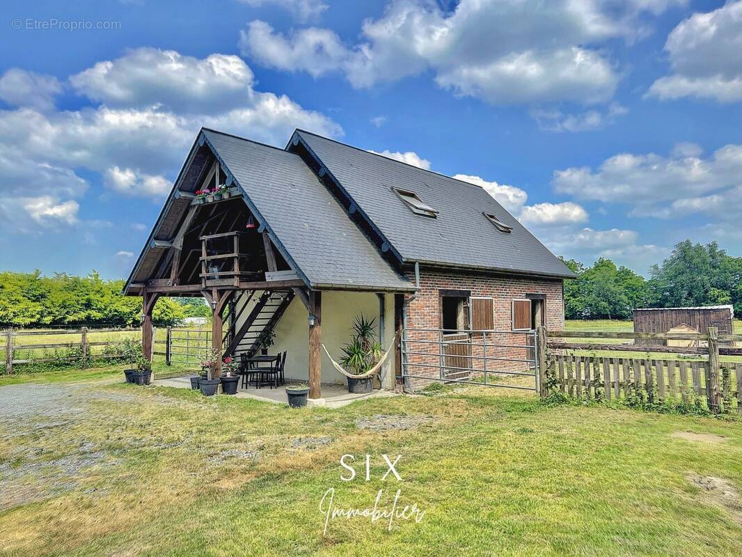 Maison à PONT-L'EVEQUE