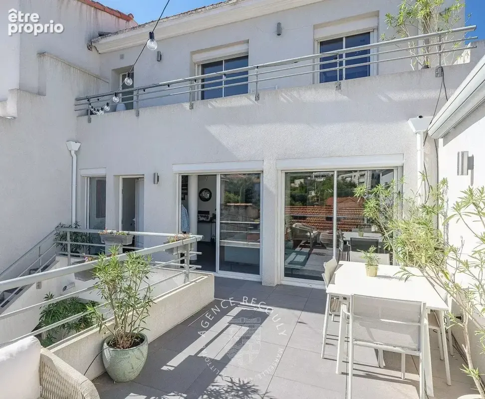 Maison de ville- 3 chambres- studio- terrasse- roucas blanc 13007 marseille. - photo 2