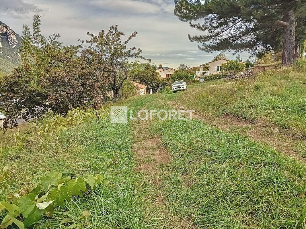 Terrain à SERRALONGUE
