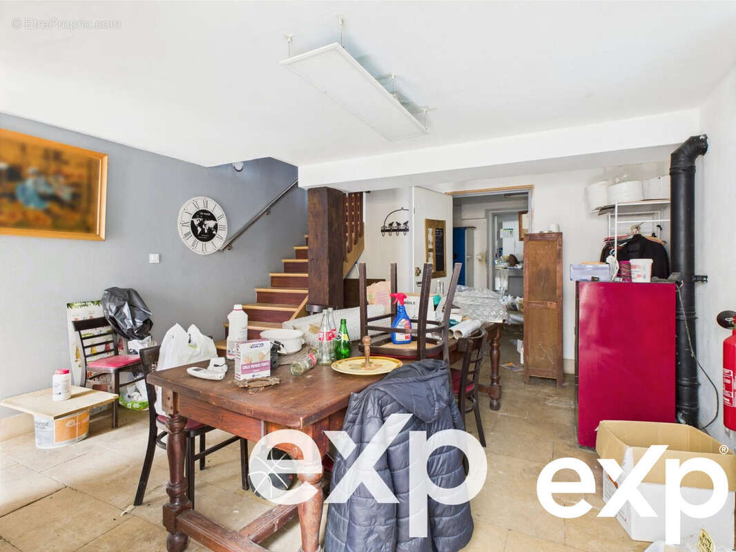 Maison à COULMIER-LE-SEC