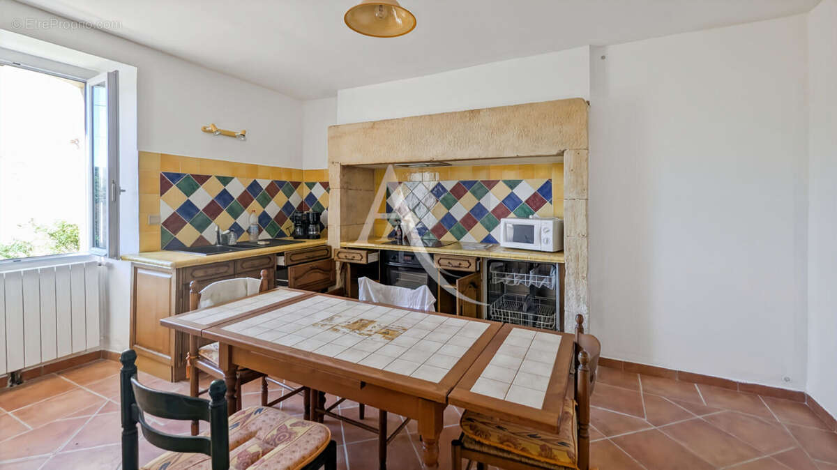 Maison à SAINT-FRONT-SUR-LEMANCE