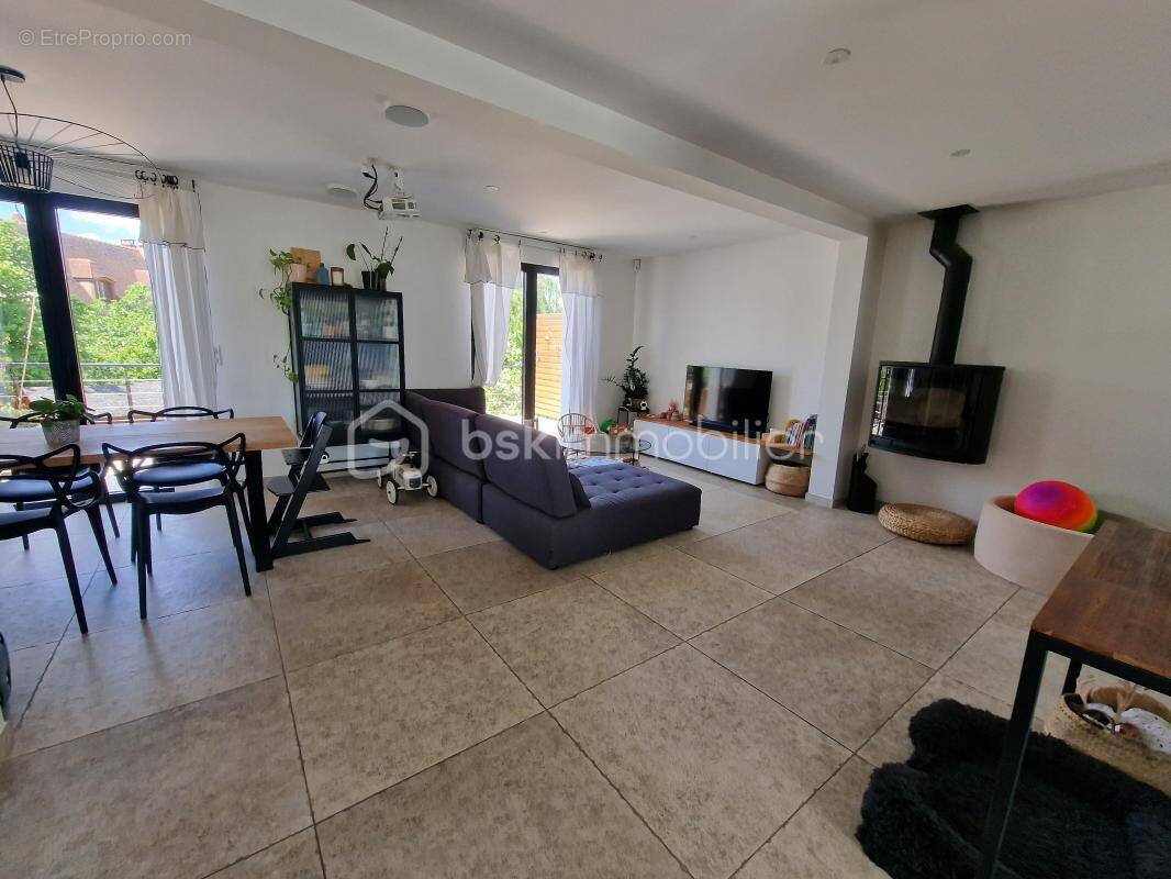 Maison à GOURNAY-SUR-MARNE