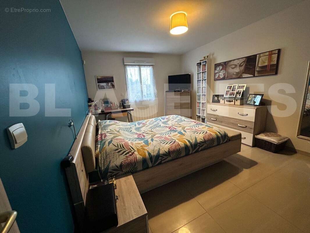 IMG-20251218-WA0049 - Maison à ARMENTIERES-EN-BRIE